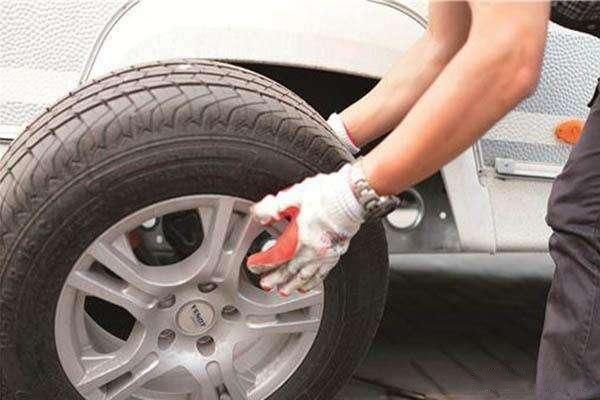 车辆轮胎维修更换-汽车技术服务-车辆鉴定评估